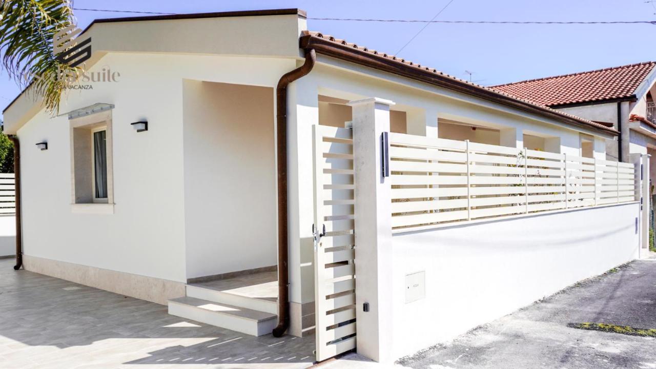 Esedra Suite Avola Exteriör bild